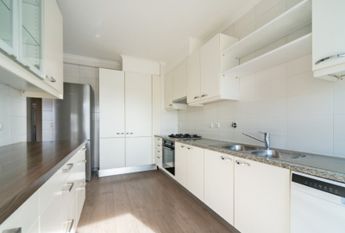 Apartamento T4 em Lisboa