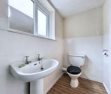 1 bed upper flat to rent in SR8 - Photo 6
