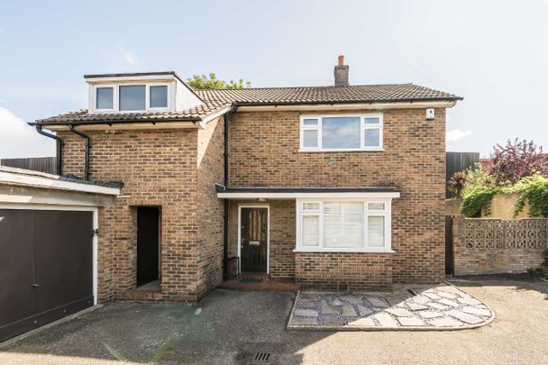 Effra Road, London, SW2, London - Photo 1