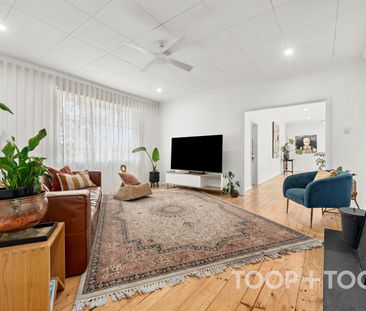 A home where nature and comfort coexist beautifully - 9 Month lease... - Photo 2