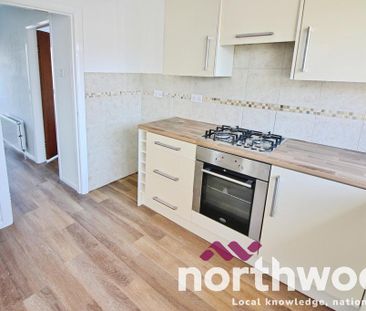 3 bedroom semi-detached house to rent - Photo 5