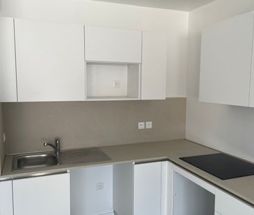 Location Appartement 3 pièces 71m² BOUCAU 64340 - Photo 5