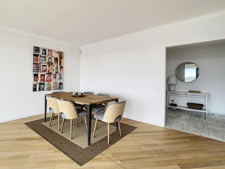 Roosevelt: Superb penthouse with large terrace - Photo 5