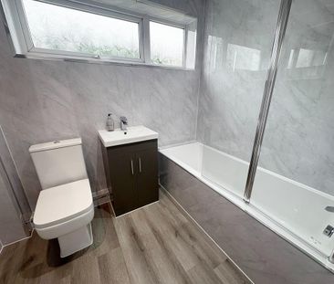 3 bedroom detached house to rent - Photo 5