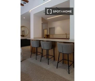 3 room luxury Flat for rent in Valencia - Photo 3