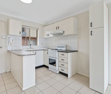 One Bedroom With Large Terrace & District Views - Photo 4
