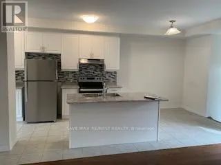 220 CORONATION ROAD - Photo 5