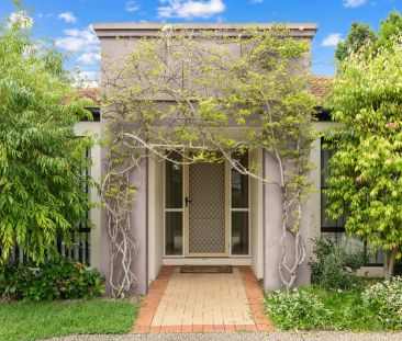 Spacious 3-Bedroom Home in Prime Noosa Location – Walk to River, Ya... - Photo 4