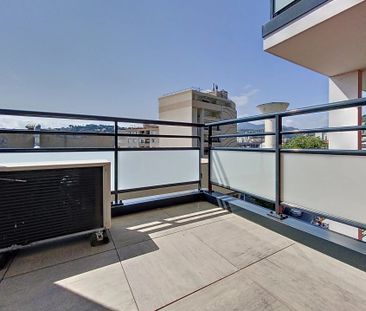 Location Appartement 2 pièces 40m² NICE 06300 - Photo 5