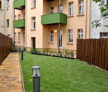 Schickes Nest mit Balkon + Fußbodenheizung + Bad mit Wanne & Dusche... - Photo 5