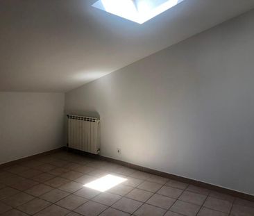 Location Appartement 3 pièces 63m² ST MAXIMIN LA STE BAUME 83470 - Photo 5