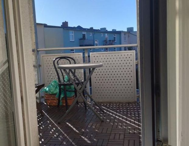 Schöne 3- Zimmerwohnung im modernisierten Altbau in Bergedorf - Photo 1