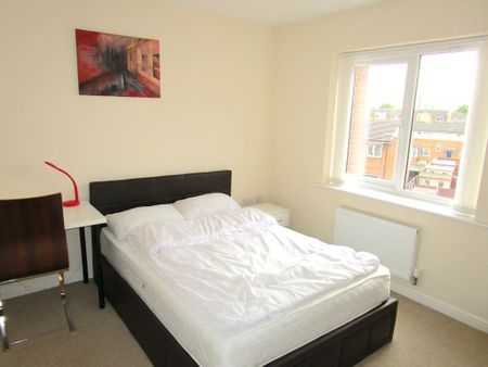 2 bedroom apartment to rent - Photo 3