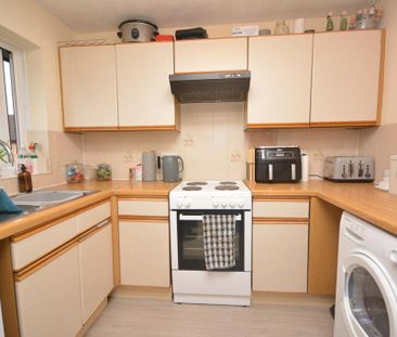 2 bedroom maisonette to rent - Photo 1