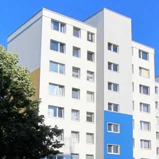 Saalestr. 12, 4 L - Gut geschnittene 3 Zimmer Wohnung mit Tageslichtbad und Loggia im 4. OG - Foto 1