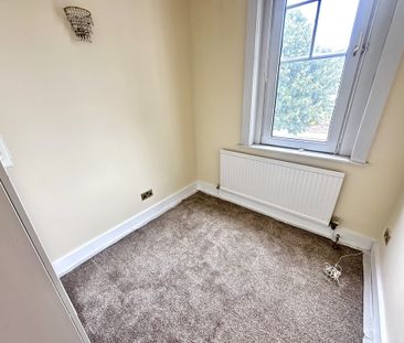 Thornbury Road, Greater London, TW7 - Photo 2