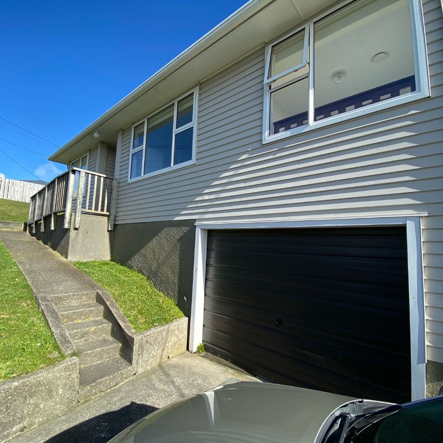 32A Kenmore Street, Newlands - Photo 1
