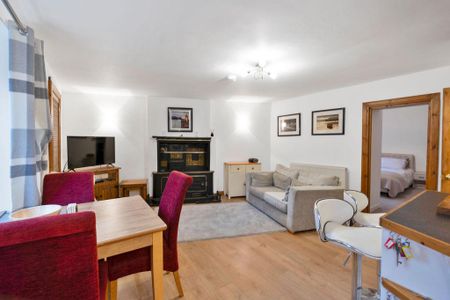 1 bedroom flat to rent - Photo 2