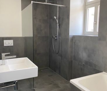 Traumhaftes Reihenendhaus mit Terrasse und Gartenanteil - Photo 3