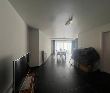 Kangoeroewoning met 3SLP, 2 BK, tuin en autostaanplaats. - Photo 3