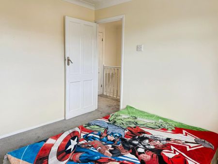 3 bedroom terraced house to rent - Photo 5