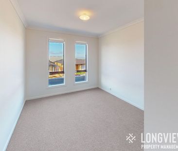 Tranquil Park-side Bliss Close to Schools - Photo 4