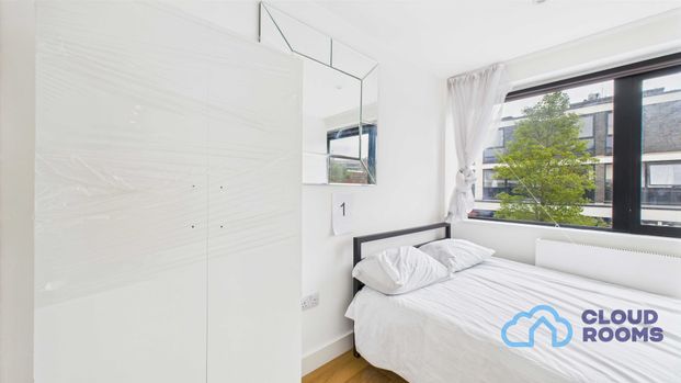 RM1 Westmead | Farnborough | GU14 7SG - Photo 1