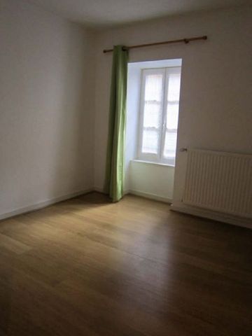 Location Appartement 4 pièces 93m² BESANCON 25000 - Photo 4