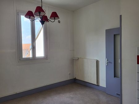 Location Appartement 4 pièces 89m² BESANCON 25000 - Photo 3
