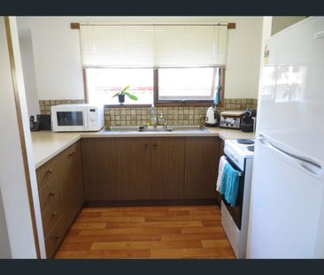 3/115 Bellarine Highway, Newcomb, Vic 3219 - Photo 6