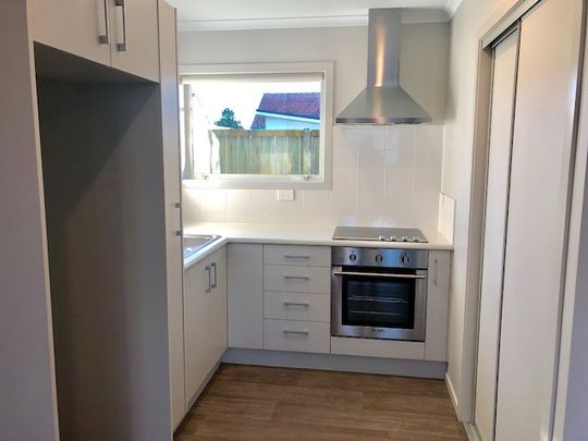 Modern & tidy 3 bedroom - Photo 1