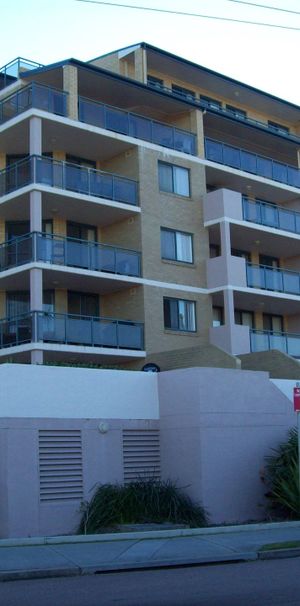 Stunning Fully Furnished 3-Bedroom Unit with Ocean Views - the Entrance North - Photo 2