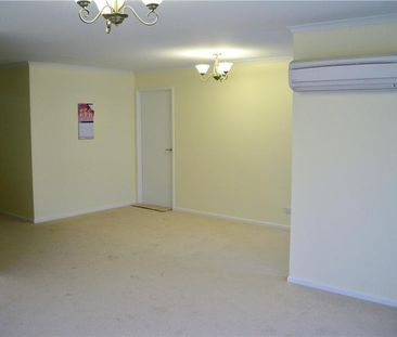 33 Kingfisher Street Kingston TAS 7050 Australia - Photo 6