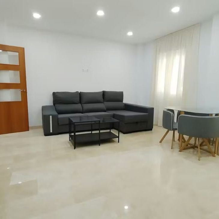 Calle Castillo de Alcalá de Guadaira, Sevilla, Andalusia 41013 - Photo 1