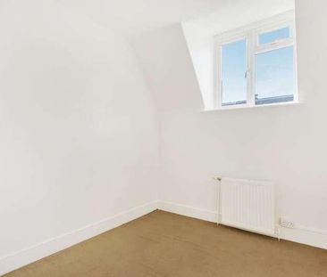 Wokingham Road, Crowthorne, RG45 - Photo 3
