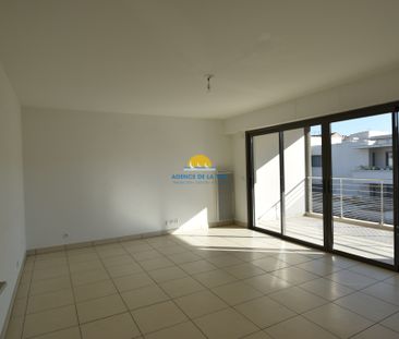 Location Appartement 2 pièces 55m² FREJUS 83600 - Photo 1