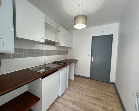 Location Appartement 3 pièces 56m² POITIERS 86000 - Photo 4