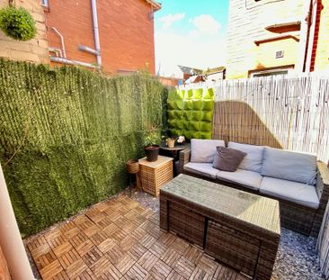 DT4, Carlton Road South Weymouth, Carlton Road South
              ... - Photo 5