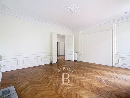 Appartement • Legendre-Lévis, Paris 17ème - Photo 1