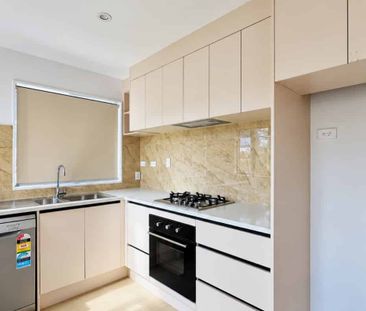 Bucklands Beach. 3 bedrooms - Photo 4