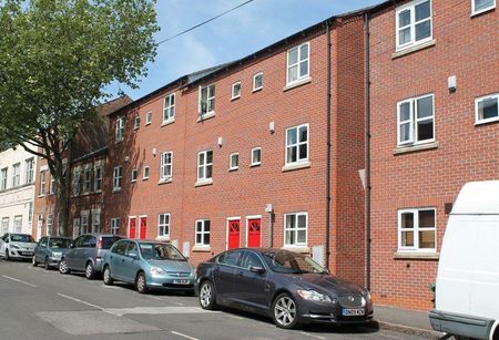 4 bedroom townhouse to rent - Photo 4