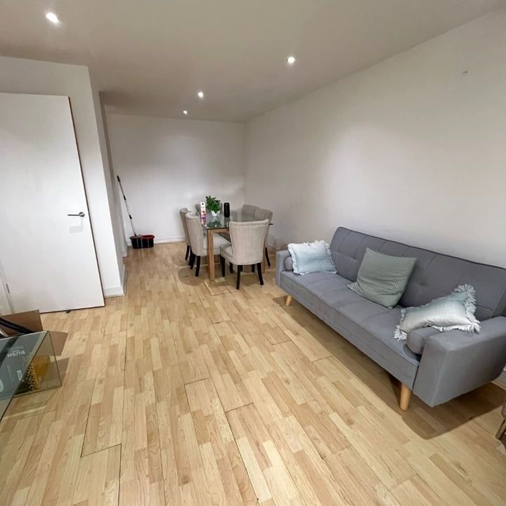 3 Bed Flat, Westgate Apartments, E16 - Photo 1