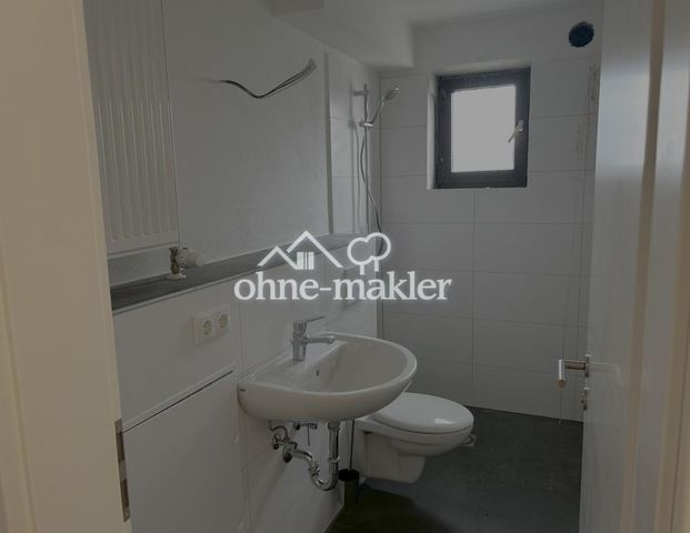Erstbezug nach Sanierung 2-Zimmer Wohnung in ruhiger Lage von Schwandorf - Schwäbelstraße 4 - Photo 1