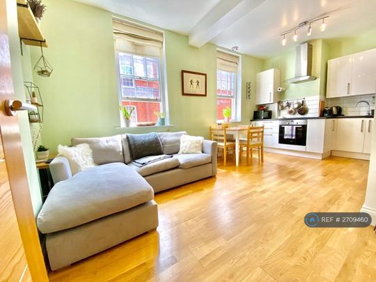 2 bedroom flat to rent - Photo 1