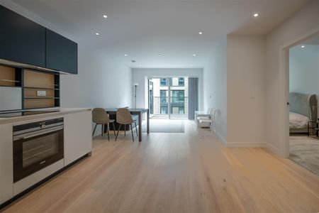 Fairview House, Lockgate Road, London, SW6 - Photo 3