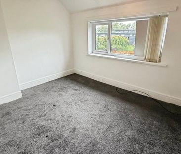 2 bedroom semi-detached house to rent - Photo 2