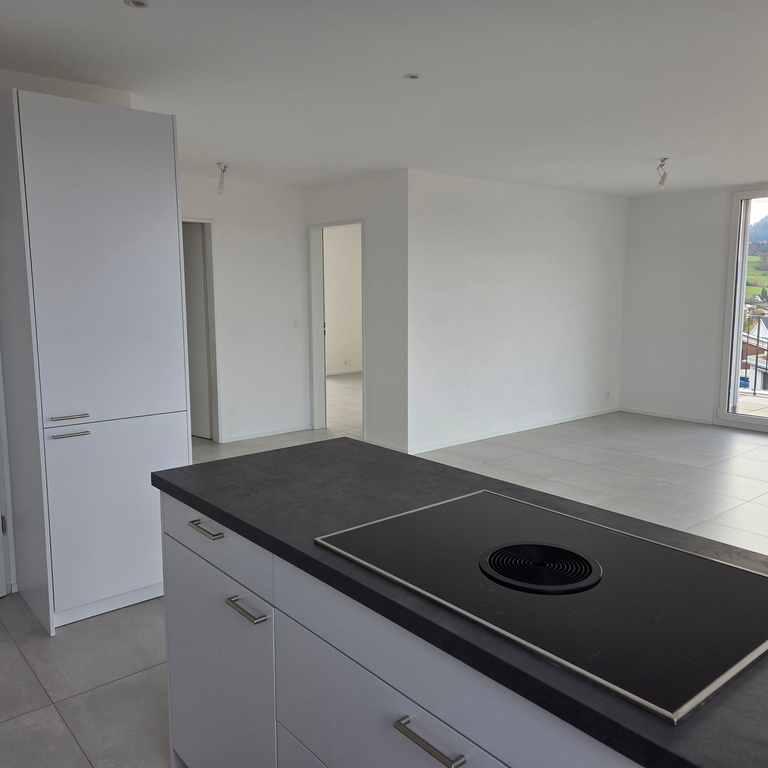 Moderne Wohnung mit Atemberaubender Aussicht - Photo 1