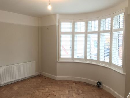 3 bedroom detached house to rent - Photo 3