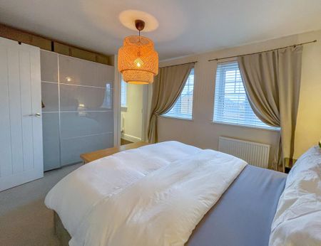 3 bedroom detached house to rent - Photo 5