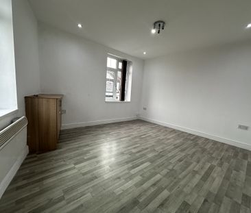 2 Bedroom Maisonette for Rent - Photo 4